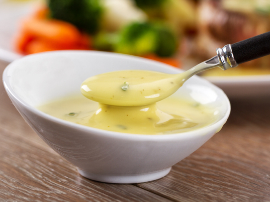 Getty Images bearnaise sauce